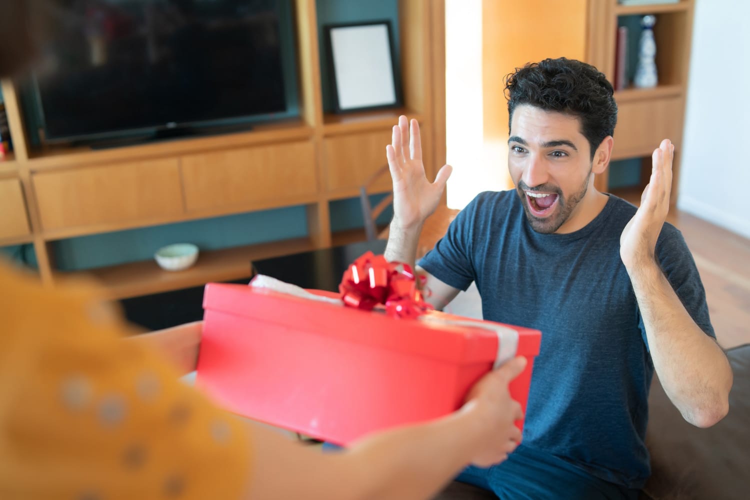 6 Anniversary Gifts for Husband What He Really Wants